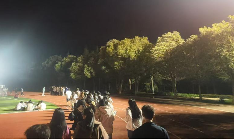 4afe261fe2d3a9b02e3375daac66bc3d.png 4afe261fe2d3a9b02e3375daac66bc3d.png