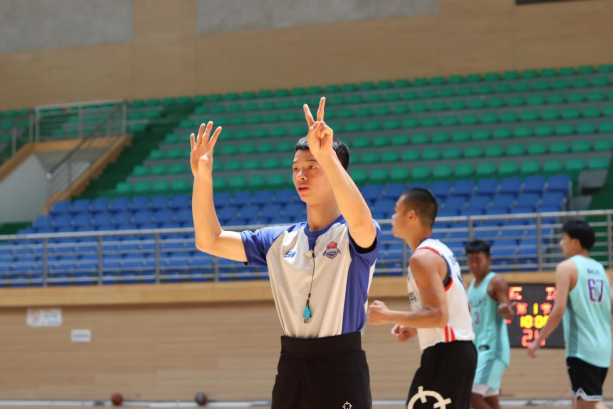 云南经济管理学院2024届毕业典礼优秀毕业生代表发言——邓礼伦 第 2 张