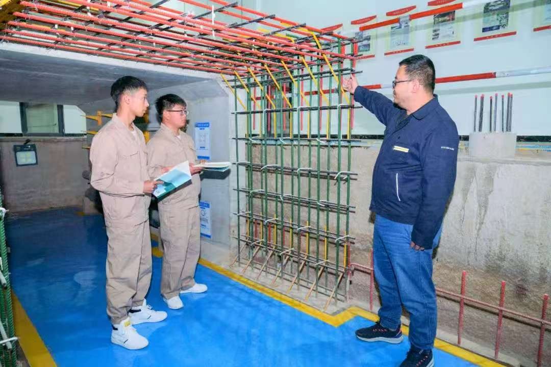 毕业入职电网！8年，他从基层干到副总监！ 第 3 张