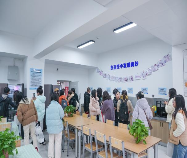 国培进高校 实践促提升!云南省职教国培到云南经济管理学院开展实践教学 第 3 张 国培进高校 实践促提升!云南省职教国培到云南经济管理学院开展实践教学 第 3 张