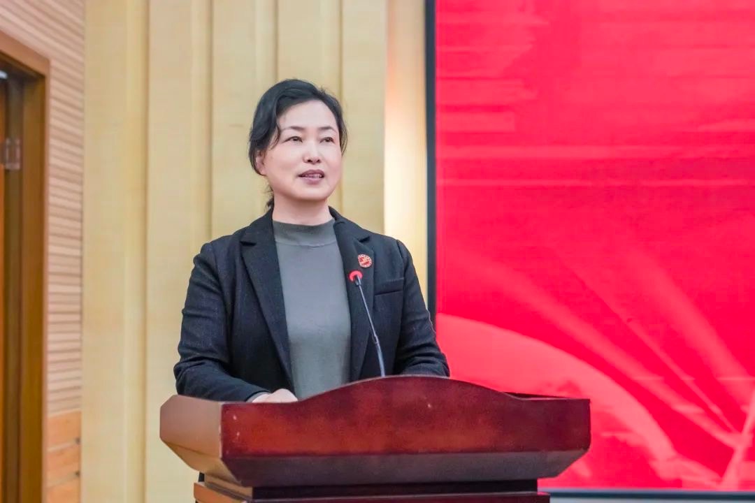 奖励300万！云南经济管理学院召开创新大赛（2024）表彰大会 第 9 张