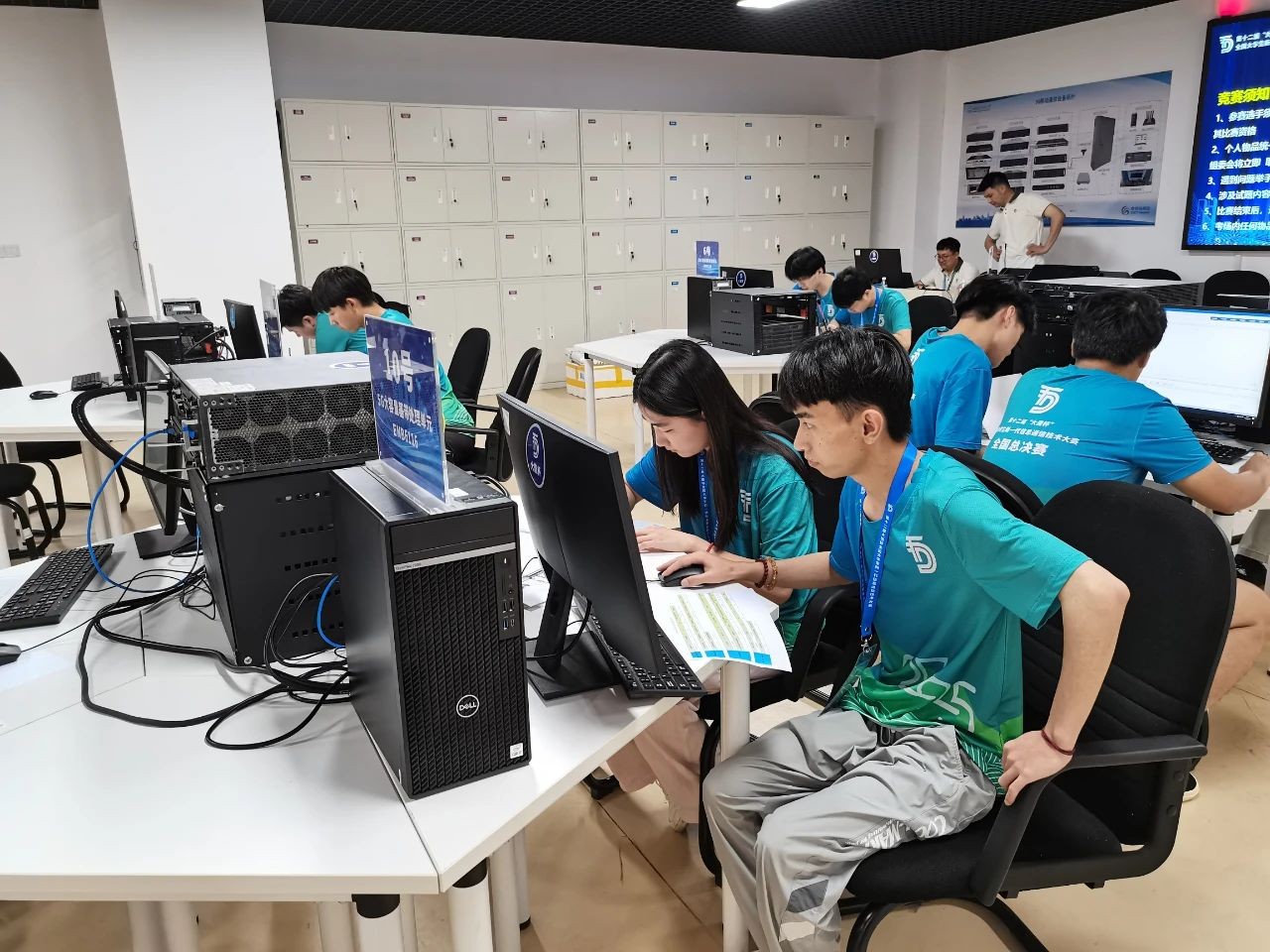 经管学子连续四年在“大唐杯”比赛中斩获国赛一等奖! 第 4 张 经管学子连续四年在“大唐杯”比赛中斩获国赛一等奖! 第 4 张